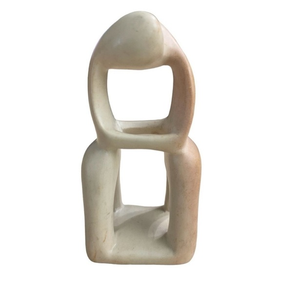 Handcarved Kisii Ware
Soapstone Kissing Hugging
Figures Figurine made in Kenya - Picture 2 of 9